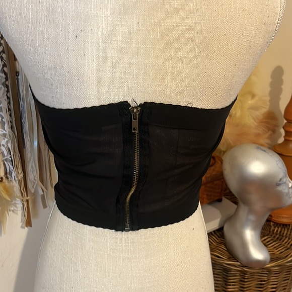 Black Lace Corset- Forever 21 - Large- Zipper Closure - Picture 3 of 6